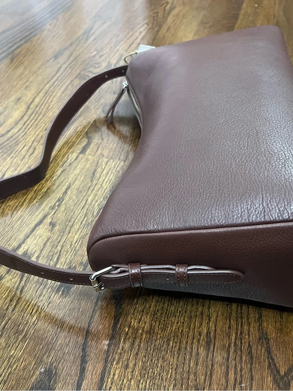 The Horse Lottie Brown Leather Shoulder Bag - Picture 7 of 16